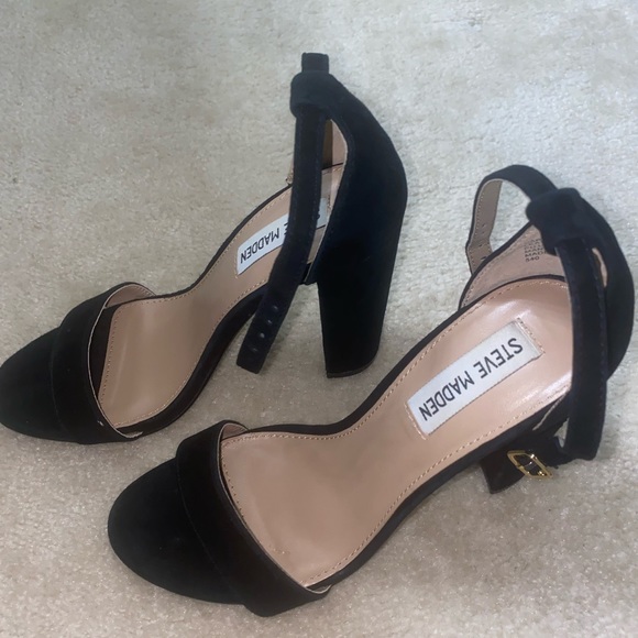 Black Heels - Picture 3 of 3